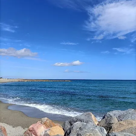 Superbe T2 Climatise, Proche Plage Avec Parking Prive Saint-Cyprien  Exterior photo